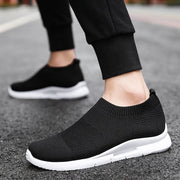 Lightweight and Breathable Men's Running Shoes - Slip-On Casual Sneakers